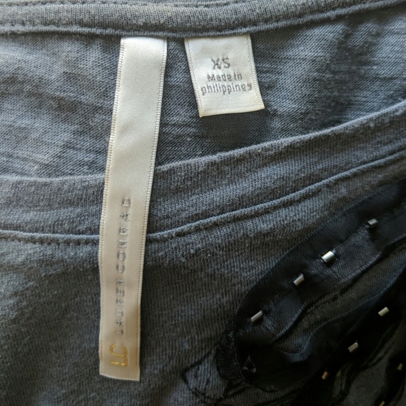 3/$10 Lauren Conrad Gray Top Black Bow XS - Picture 5 of 7